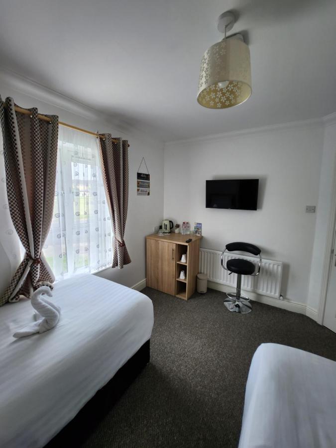 Park View Room With Free Minibar Tea&Coffee 더블린 외부 사진